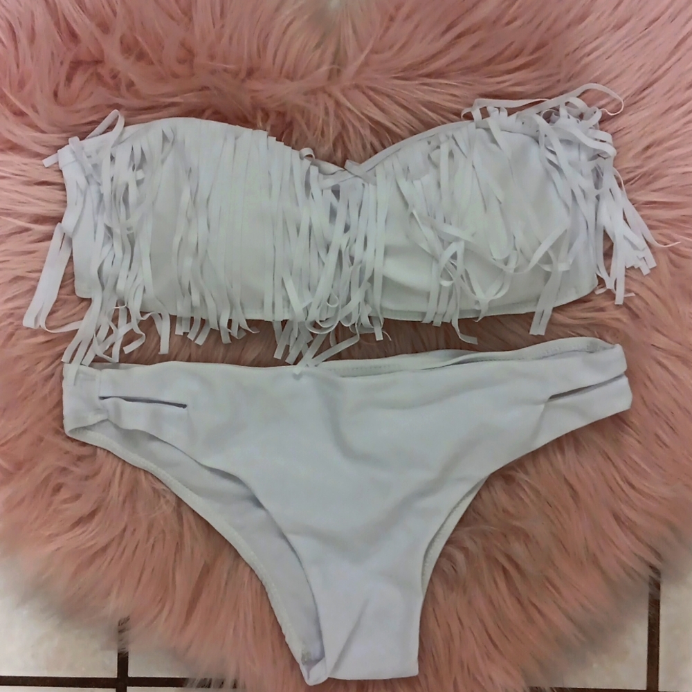 Brand New LADIES 2-PIECE STRAPLESS FRINGE BIKINI SWIMSUIT-M